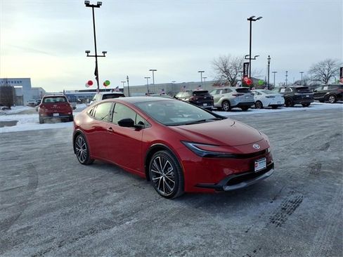 New 2026 Toyota Prius XLE image 5