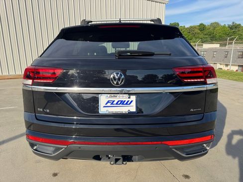 Used 2023 Volkswagen Atlas Cross Sport SE w/ Panoramic Sunroof Package AWD/4WD image 18