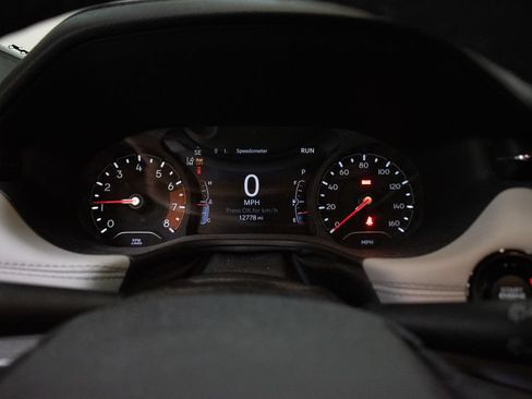 Used 2023 Jeep Compass Limited AWD/4WD image 13