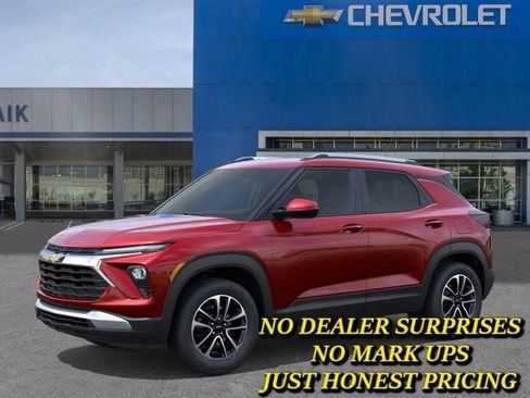 New 2026 Chevrolet TrailBlazer LT w/ Driver Confidence Package image 2