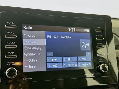 Used 2023 Toyota Camry SE image 21