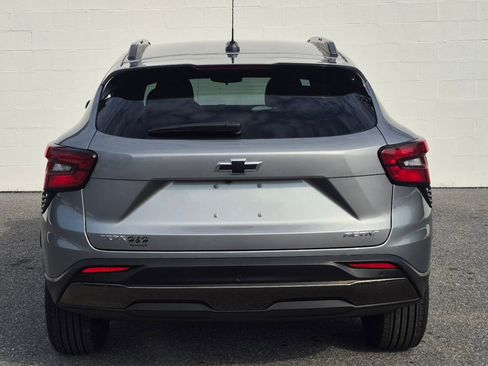 New 2026 Chevrolet Trax ACTIV w/ Sunroof Package FWD image 16