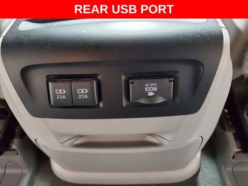 Used 2019 Toyota Sienna XLE image 27