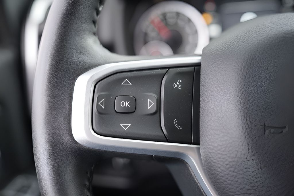Used 2024 RAM 2500 Big Horn w/ Night Edition AWD/4WD image 28