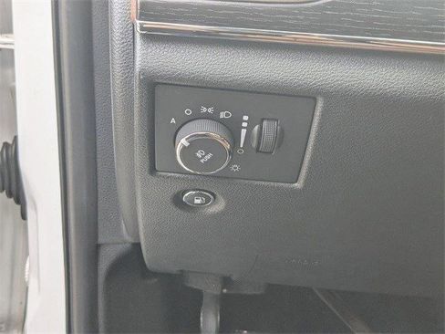 Used 2017 Jeep Grand Cherokee Summit w/ Platinum Series Group image 12