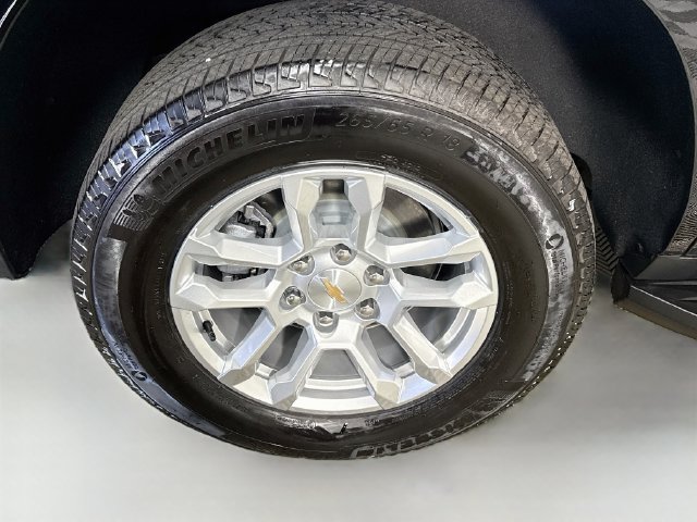 Used 2026 Chevrolet Tahoe LS RWD image 32