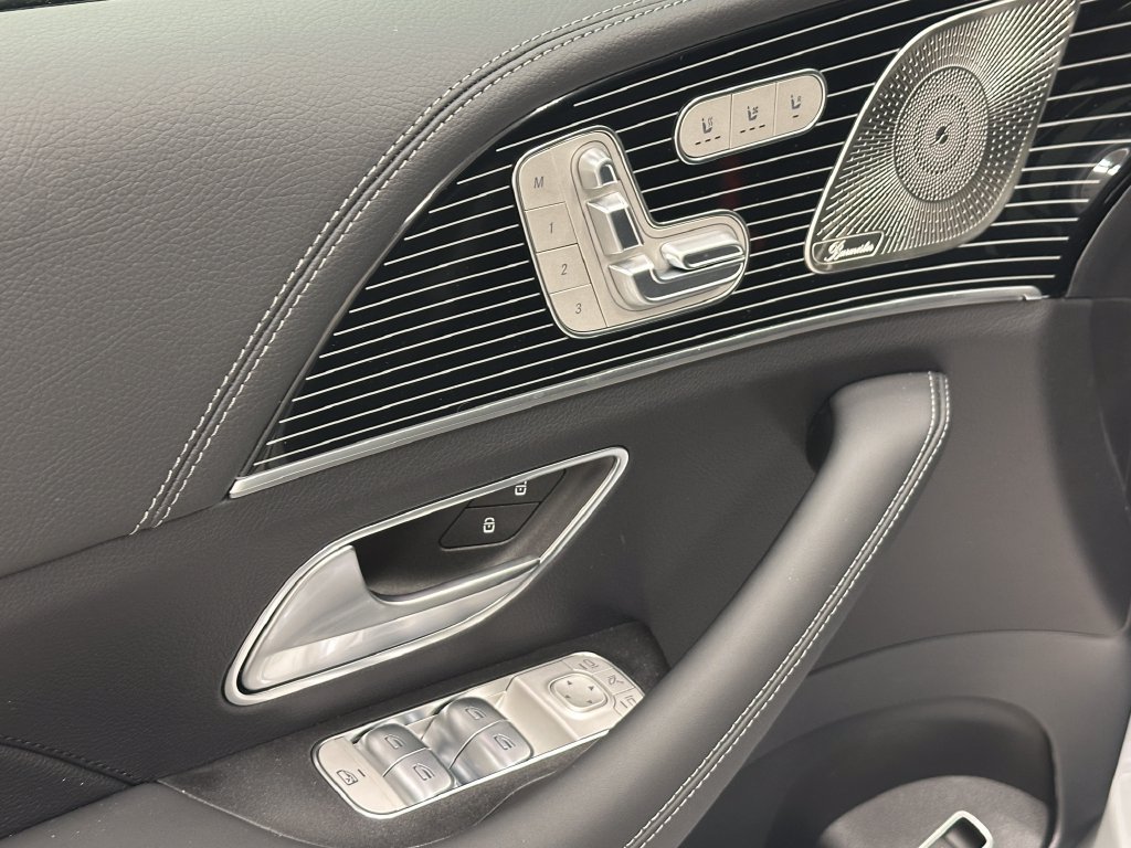 New 2026 Mercedes-Benz GLE 53 AMG 4MATIC image 12
