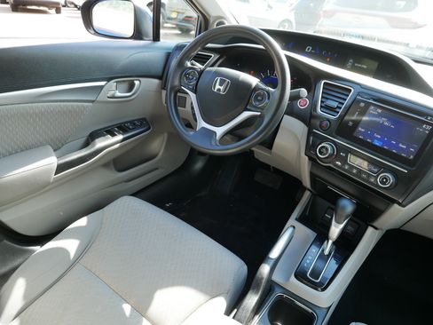 Used 2015 Honda Civic EX image 9