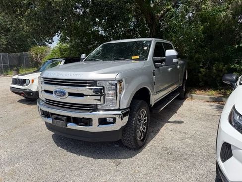 Used 2019 Ford F350 Lariat w/ Lariat Ultimate Package AWD/4WD image 6