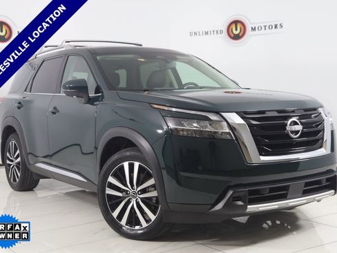 Used 2024 Nissan Pathfinder Platinum w/ Cargo Package image 1