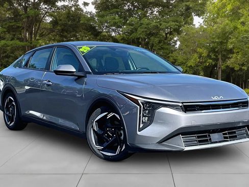 Used 2025 Kia K4 EX FWD image 11