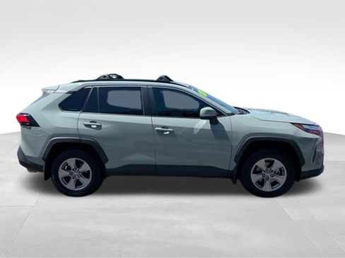 Used 2022 Toyota RAV4 XLE w/ Convenience Package AWD/4WD image 9