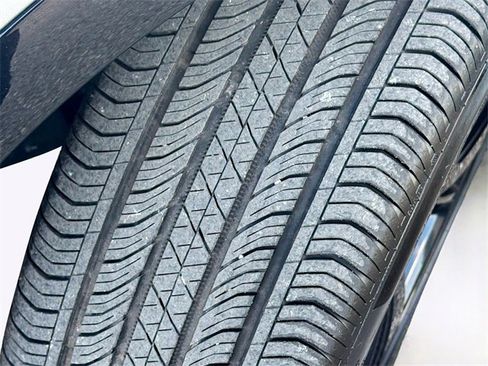 Used 2024 Buick Envision Sport Touring image 43