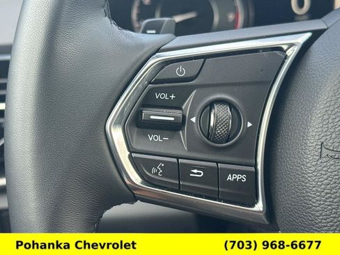 Used 2025 Acura RDX SH-AWD image 12