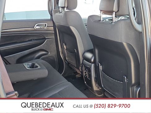 Used 2021 Jeep Grand Cherokee Laredo RWD image 24
