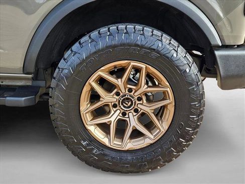 Used 2025 Ford Bronco Outer Banks AWD/4WD image 24
