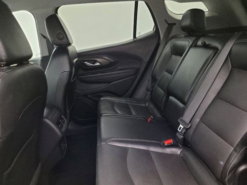 Used 2023 GMC Terrain SLT AWD/4WD image 18