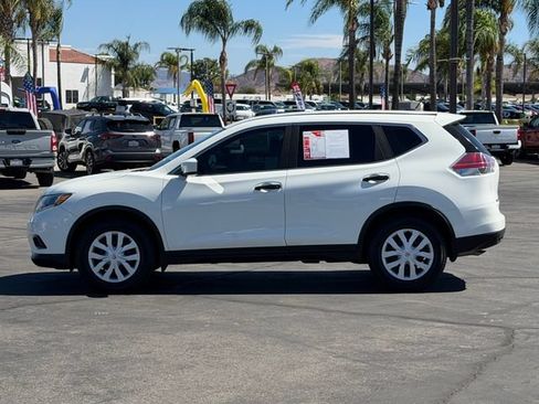 Used 2016 Nissan Rogue S FWD image 9