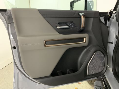 New 2025 GMC Hummer EV 3X image 20