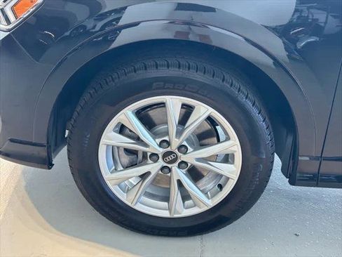 Certified 2025 Audi Q3 2.0T Premium Plus w/ Premium Plus Package image 8