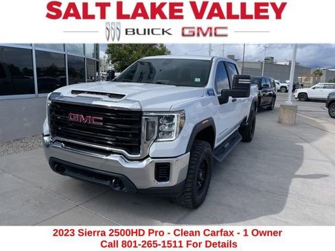 Used 2023 GMC Sierra 2500 Pro w/ Convenience Package AWD/4WD image 2