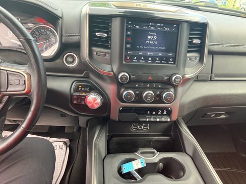 Used 2020 RAM 1500 Sport w/ Level 2 Equipment Goup w/2_L AWD/4WD image 21