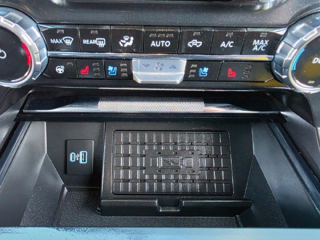 Used 2023 Ford F150 Lariat w/ Equipment Group 502A High AWD/4WD image 31