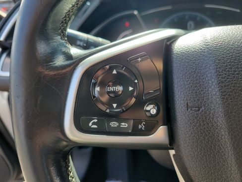 Used 2019 Honda Civic EX-L image 18