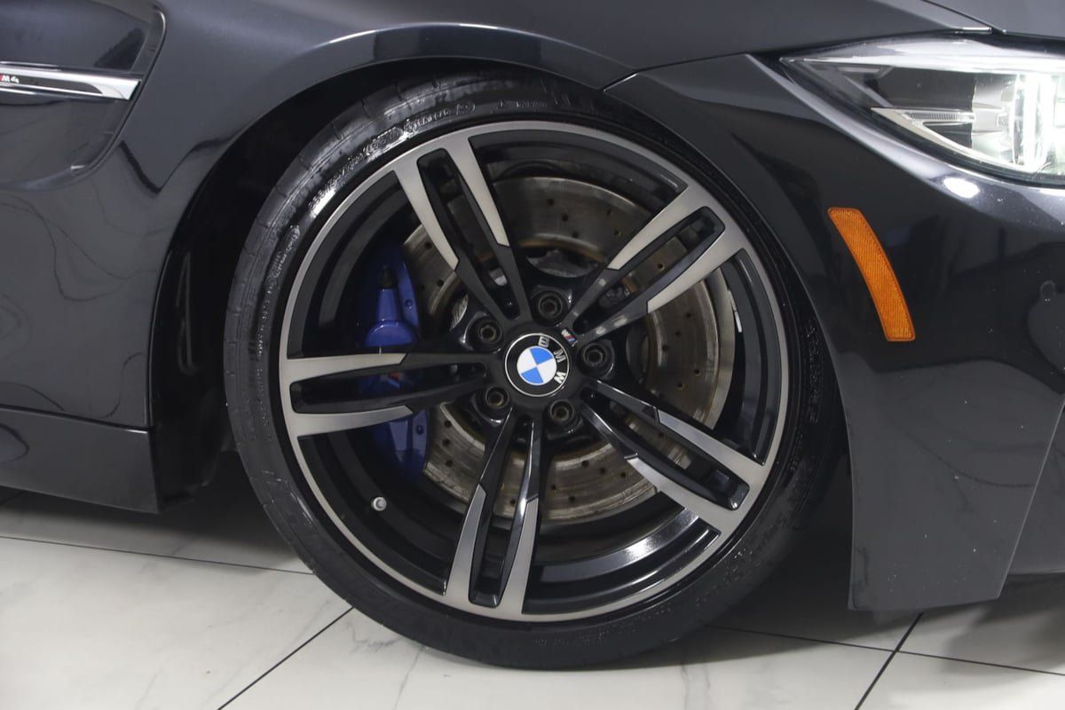 Used 2018 BMW M4 Coupe RWD image 19