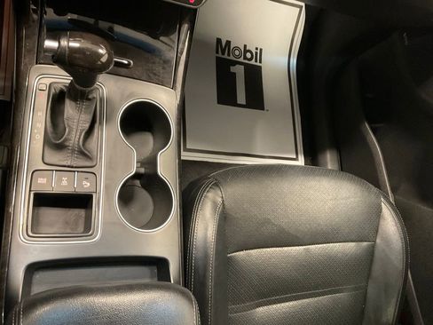 Used 2016 Kia Sorento EX w/ EX Touring Package image 24