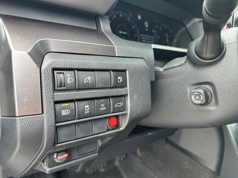 Used 2025 Toyota 4Runner TRD Sport Premium AWD/4WD image 19