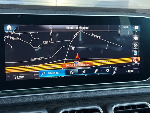 Used 2020 Mercedes-Benz GLE 350 4MATIC image 22