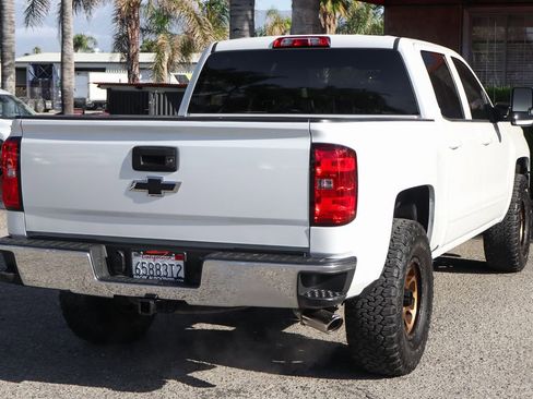 Used 2018 Chevrolet Silverado 1500 LT w/ All Star Edition image 8