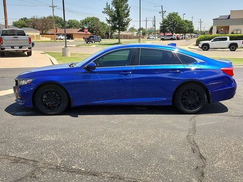 Used 2020 Honda Accord Sport image 2
