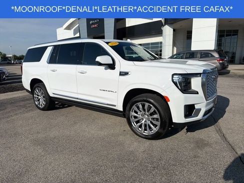 Used 2024 GMC Yukon XL Denali AWD/4WD image 17