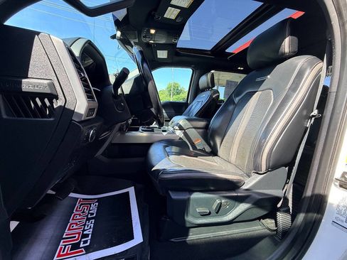 Used 2020 Ford F250 Platinum w/ FX4 Off-Road Package AWD/4WD image 23