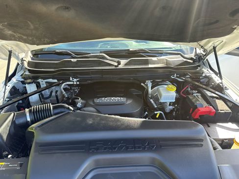 Used 2022 RAM 2500 Tradesman RWD image 25