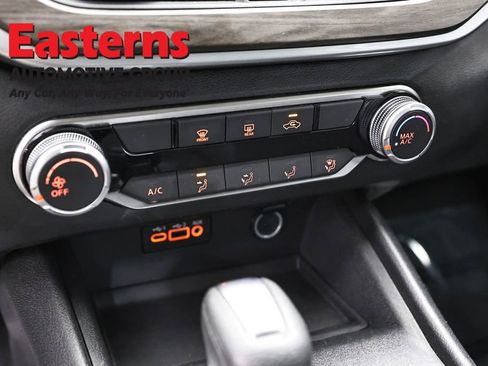Used 2025 Nissan Altima 2.5 SV FWD image 20