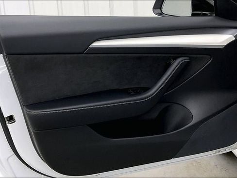 Used 2021 Tesla Model 3 Standard Range Plus RWD image 20