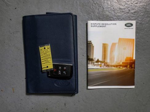 Used 2019 Land Rover Discovery HSE Luxury image 57