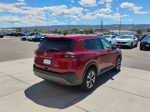 Used 2023 Nissan Rogue SV AWD/4WD image 5