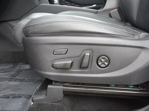 Used 2019 Hyundai Santa Fe Ultimate w/ Cargo Package image 38