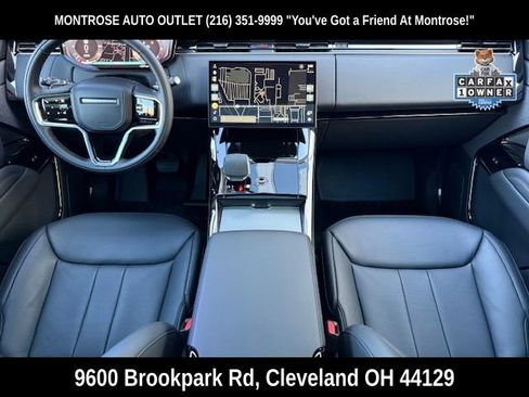 Used 2025 Land Rover Range Rover Sport SE image 2