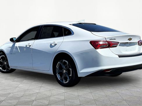 Used 2021 Chevrolet Malibu LT FWD image 4