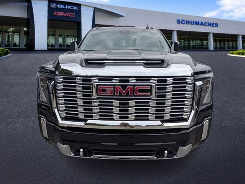 New 2025 GMC Sierra 2500 Denali w/ Denali Reserve Package AWD/4WD image 4