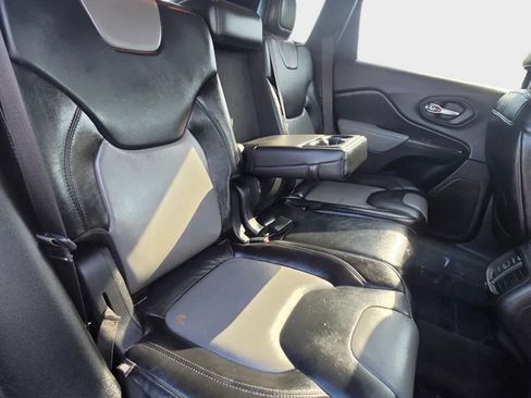 Used 2014 Jeep Cherokee Limited AWD/4WD image 14