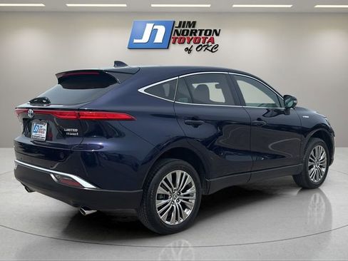 Used 2021 Toyota Venza Limited w/ Advanced Technology Package AWD/4WD image 5
