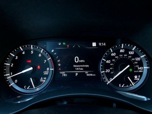 Used 2021 Toyota Highlander Platinum AWD/4WD image 23