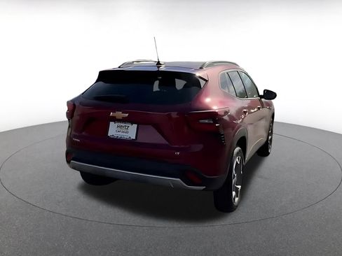 Used 2025 Chevrolet Trax LT image 20