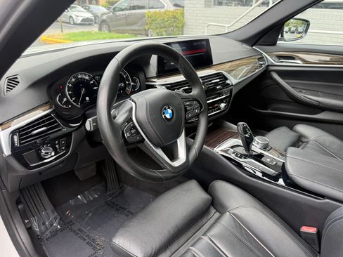 Used 2019 BMW 530i w/ Convenience Package RWD image 22